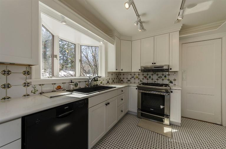 11 Ridgeway Street Ann Arbor, MI 48104 - Photo 13 of 61 Photo 13