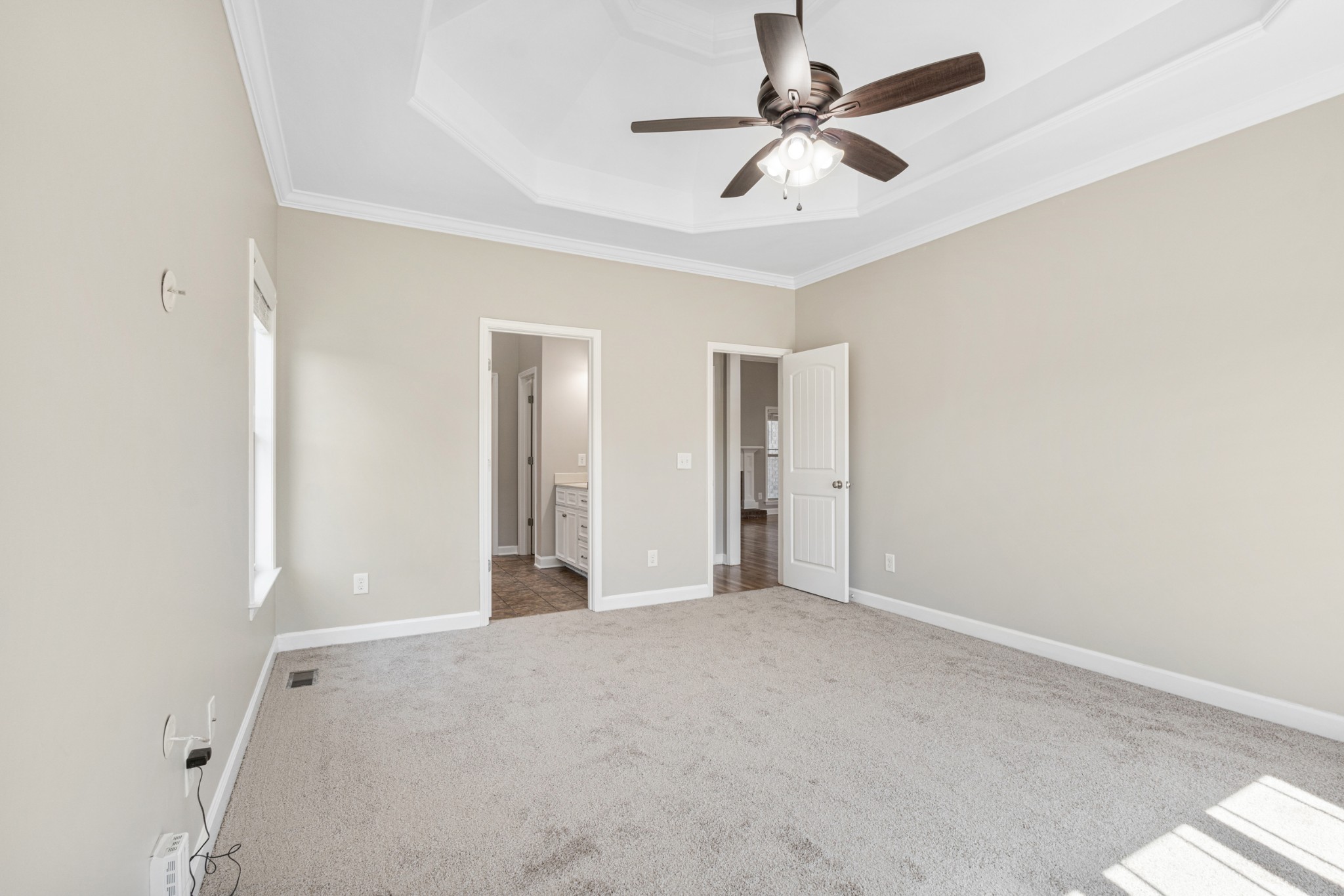 5007 Speight Street Spring Hill, TN 37174 - Photo 14 of 33 an empty room with chandelier fan