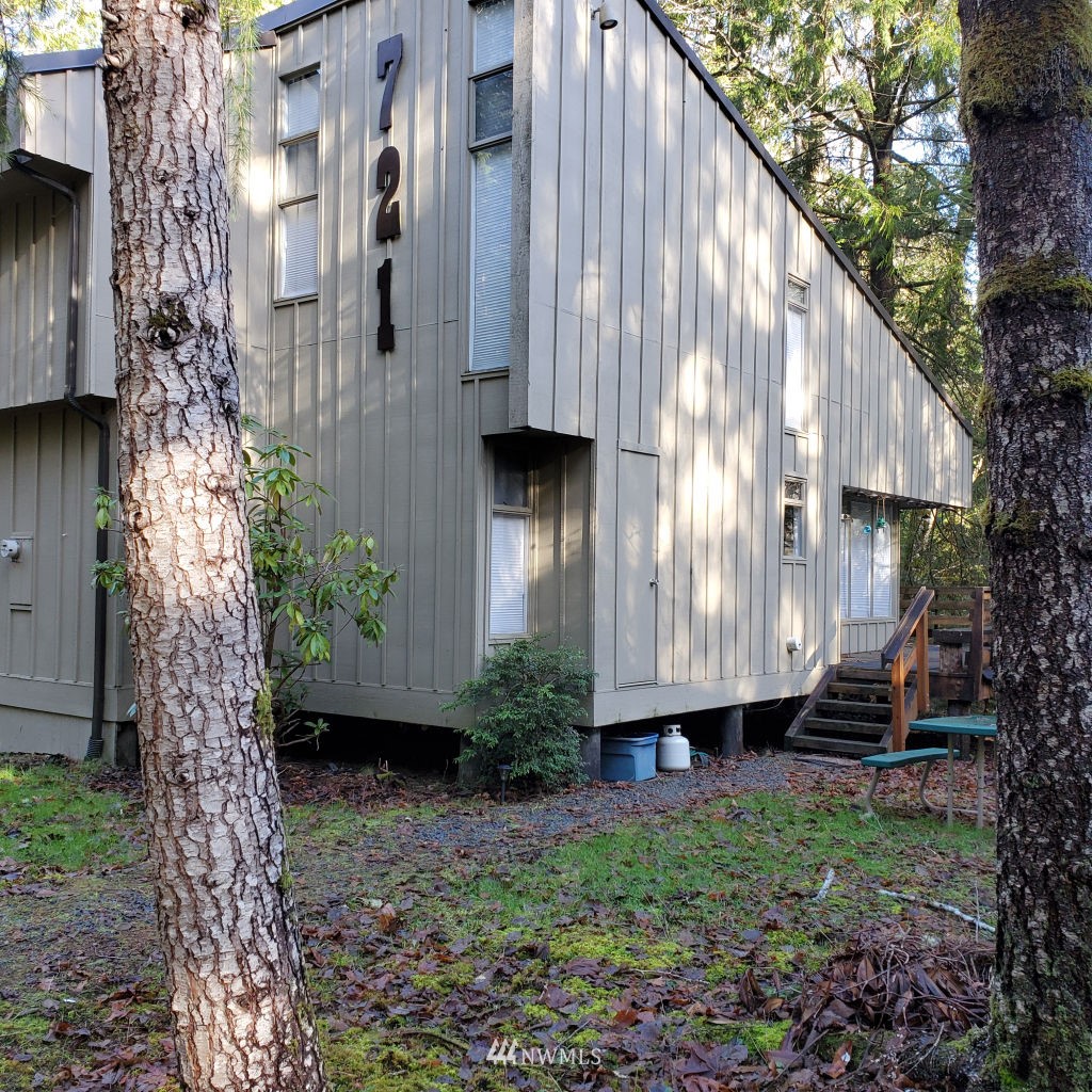 721 East Promontory Road Shelton, WA 98584 - Photo 1 of 35 Gallery Image 1
