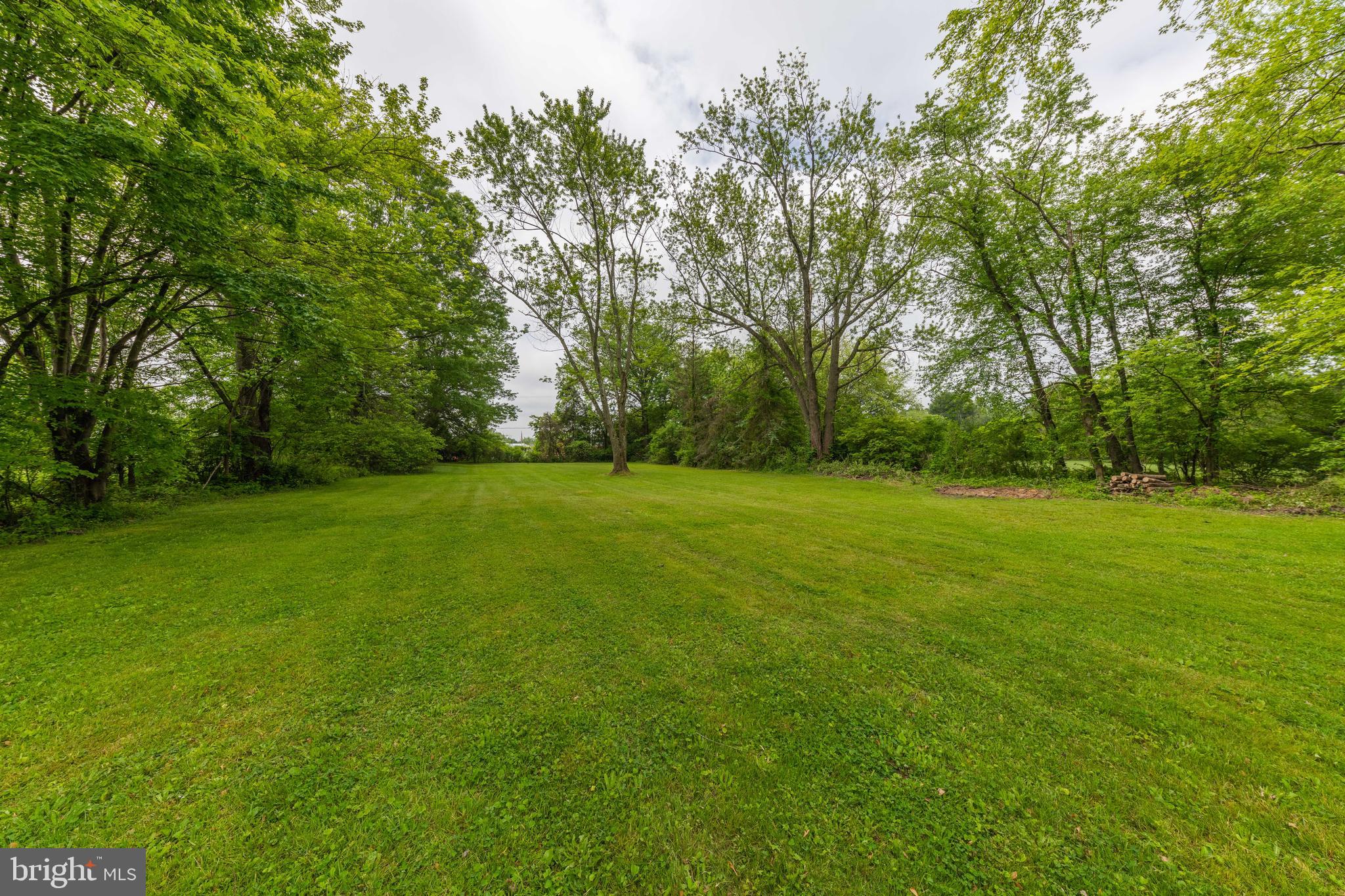 2328 Upper Barness Road Warrington, PA 18976 - Photo 33 of 34 Huge Rear Yard