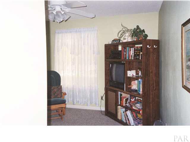 793 Ridge Road Pensacola, FL 32514 - Photo 4 of 21