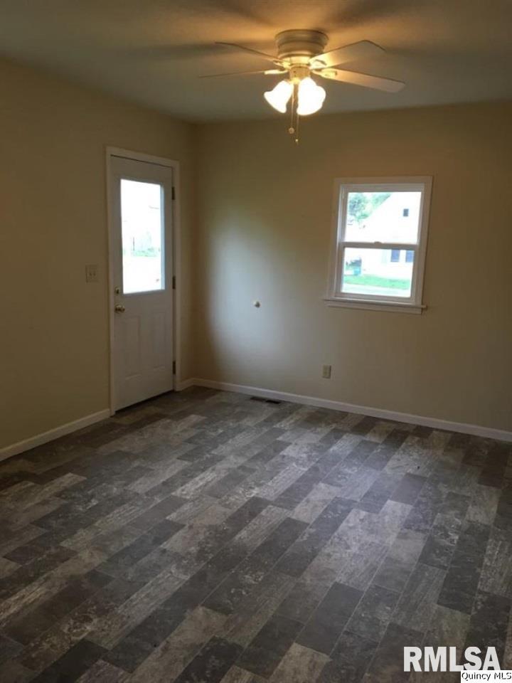 1202 North 7th Street Quincy, IL 62301 - Photo 3 of 9 Gallery Image 3