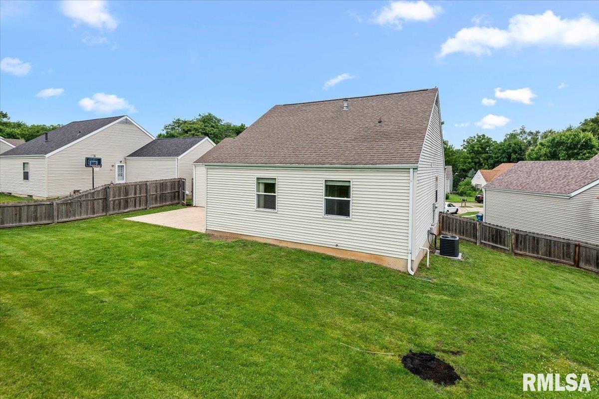1524 Maureen Court Springfield, IL 62702 - Photo 29 of 29