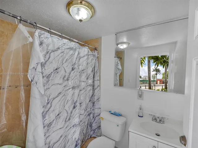 $740,000 | 16450 Southwest 208th Avenue, Miami, FL 33187