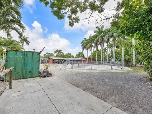 $740,000 | 16450 Southwest 208th Avenue, Miami, FL 33187