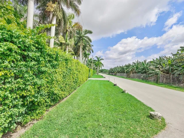 $740,000 | 16450 Southwest 208th Avenue, Miami, FL 33187
