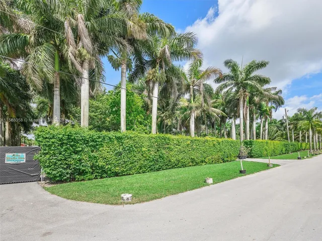 $740,000 | 16450 Southwest 208th Avenue, Miami, FL 33187