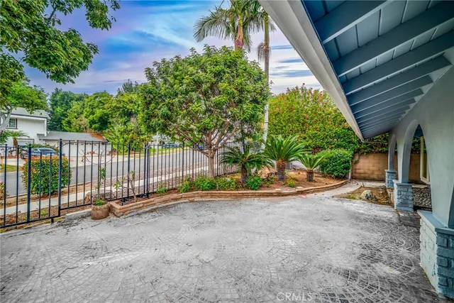 $1,698,000 | 2009 West Las Lanas Lane, Fullerton, CA 92833