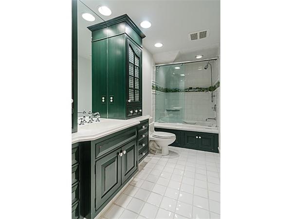70 Oldham Road Newton, MA 02465 - Photo 13 of 19