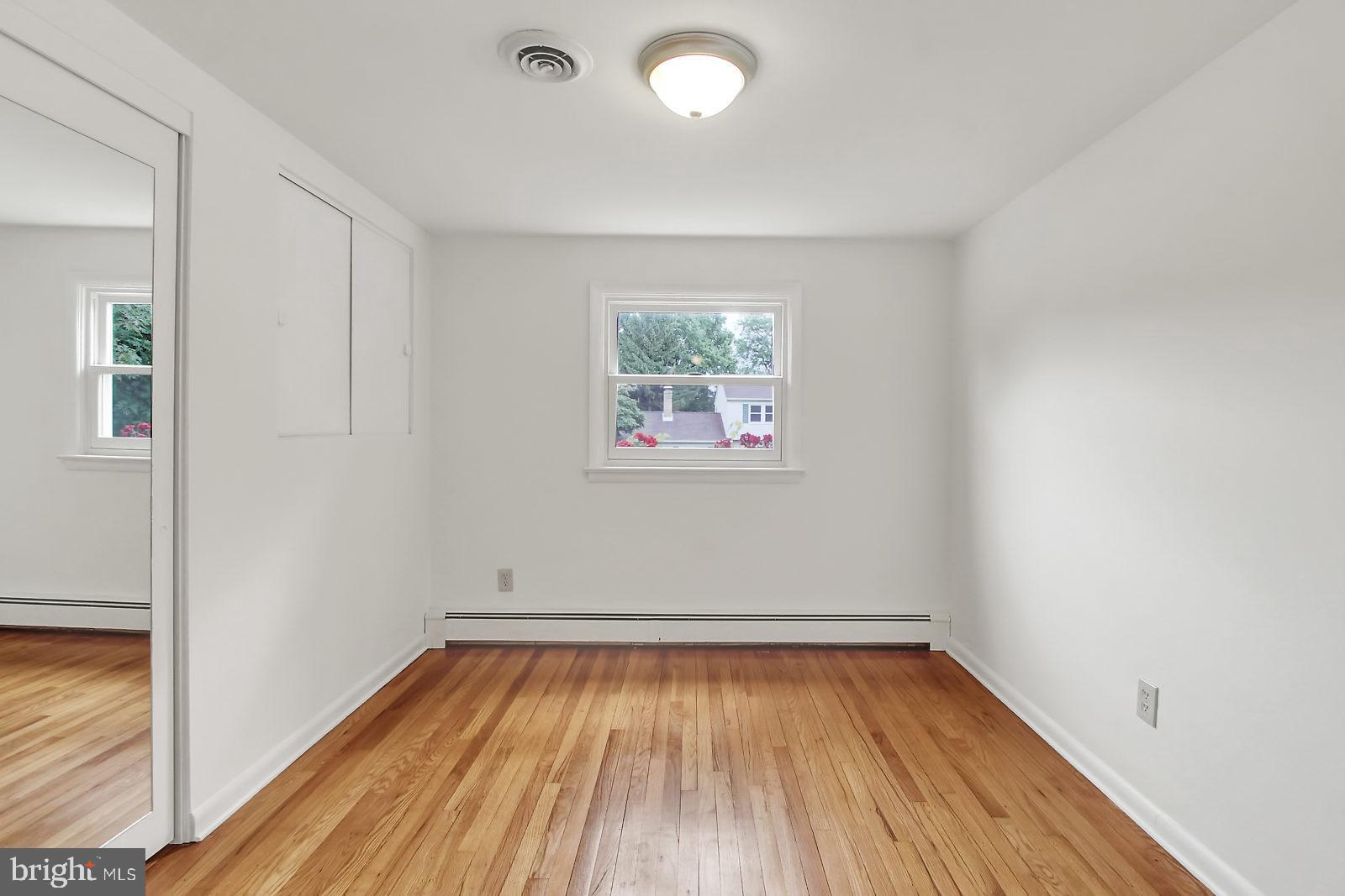 4516 Coventry Road Harrisburg, PA 17109 - Photo 22 of 35 Bedroom