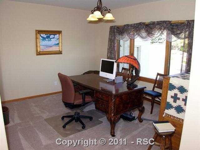 6425 Wilson Road Colorado Springs, CO 80919 - Photo 5 of 16
