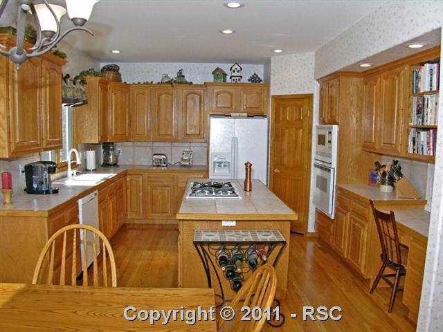 6425 Wilson Road Colorado Springs, CO 80919 - Photo 8 of 16