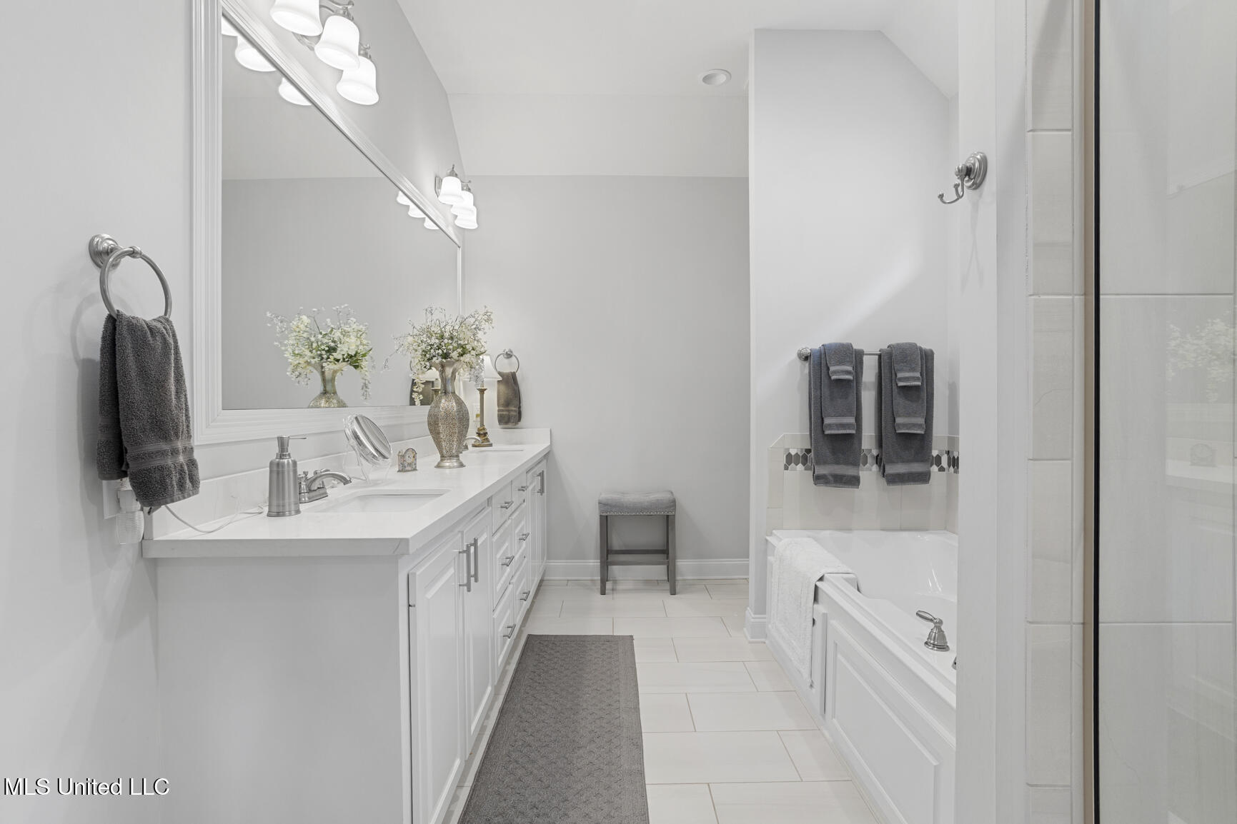 46 Enclave Circle Ridgeland, MS 39157 - Photo 14 of 25 46 Enclave-18