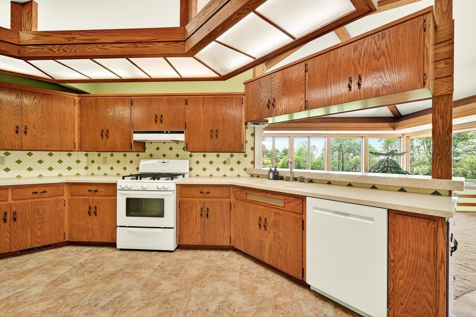 N2028 Steiner Road Monroe, WI 53566 - Photo 38 of 80