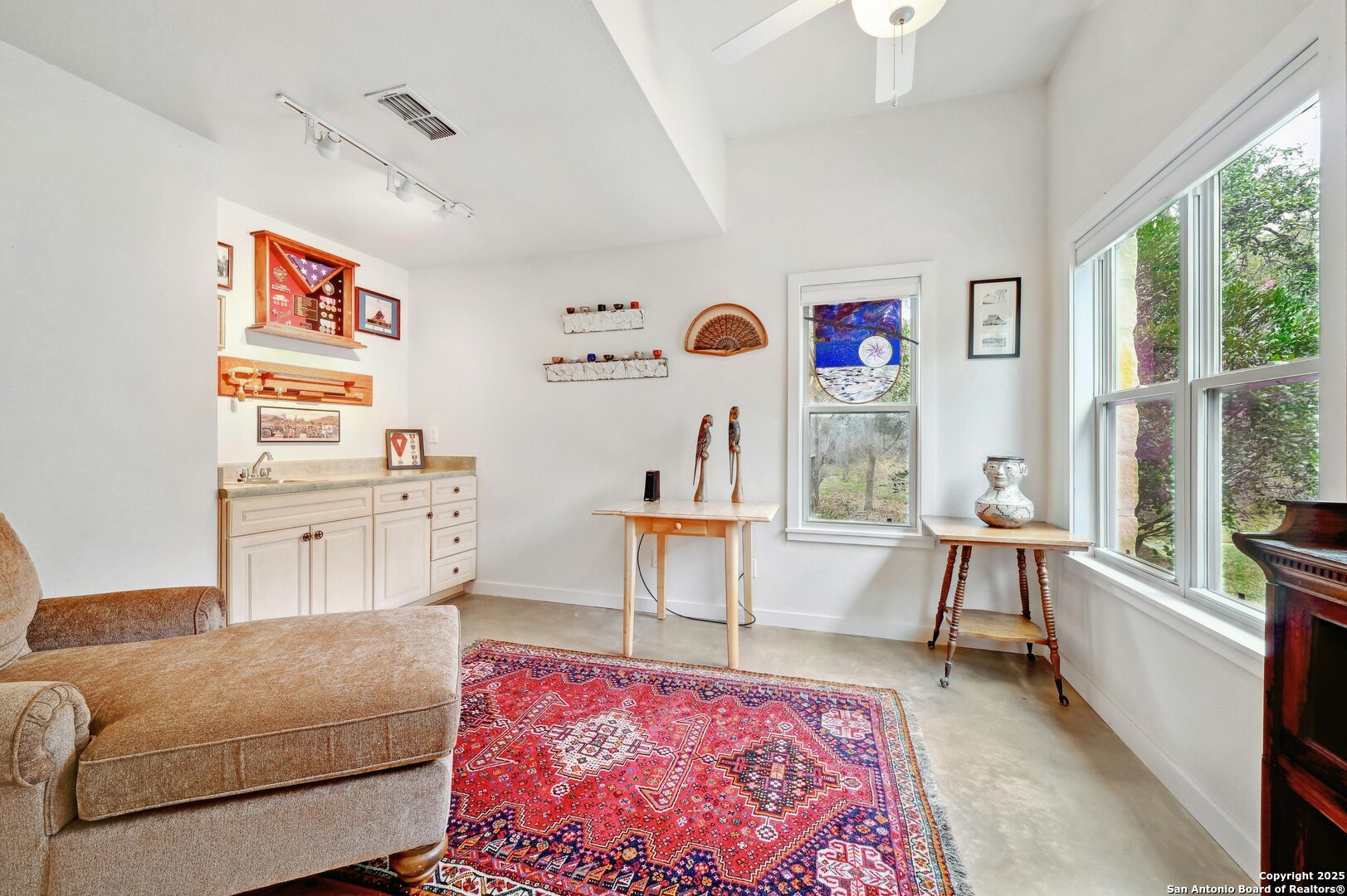 2147 Tejas Trail Blanco, TX 78606 - Photo 19 of 33 a living room with furniture and a table