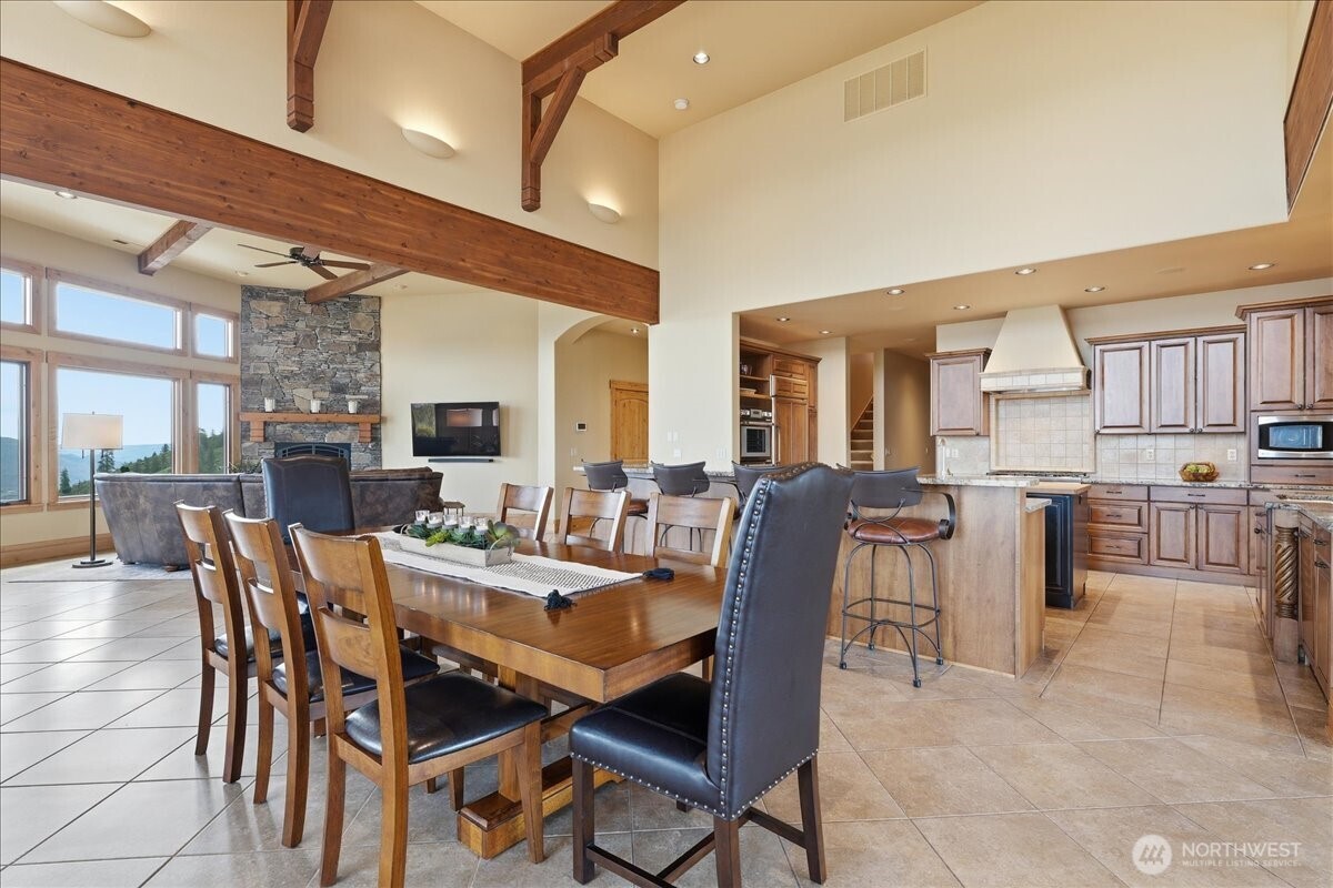 300 Hawks Ridge Road Chelan, WA 98816 - Photo 15 of 40