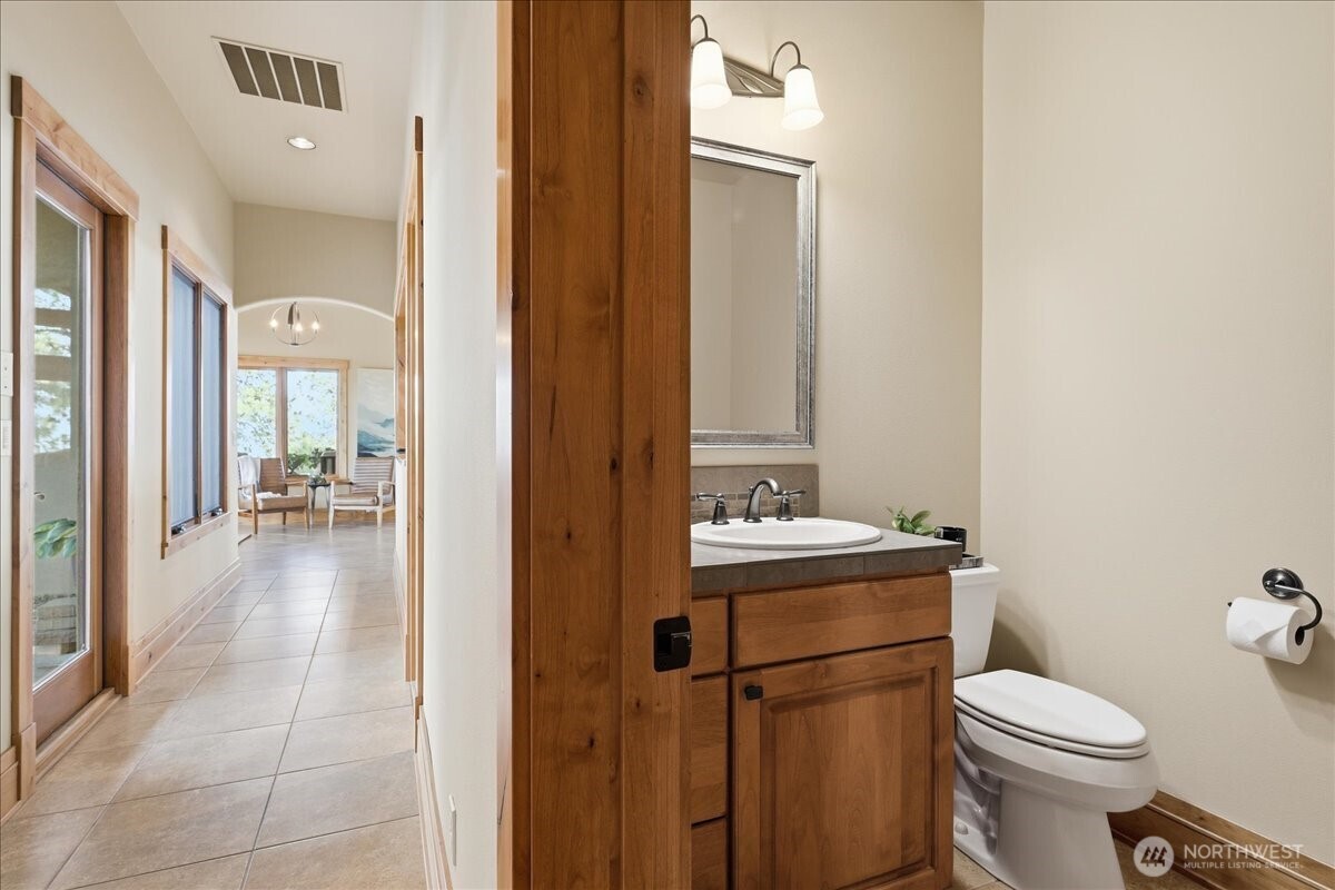 300 Hawks Ridge Road Chelan, WA 98816 - Photo 28 of 40