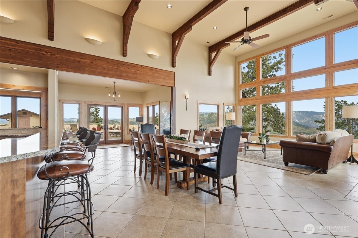 300 Hawks Ridge Road Chelan, WA 98816 - Photo 10 of 40