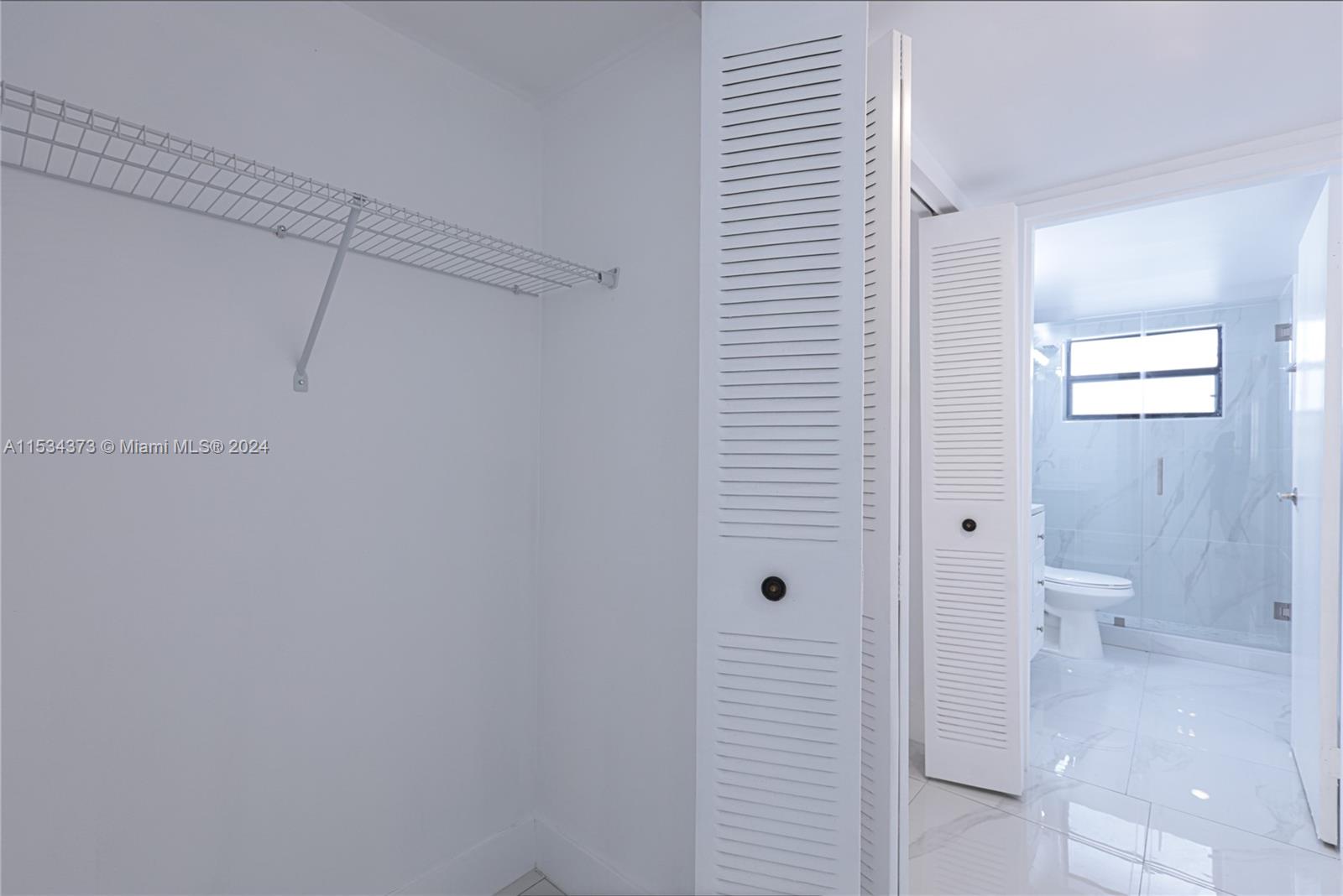 Flamingo-Lummus Miami Beach, FL 33139 - Photo 13 of 16 a bathroom with a shower