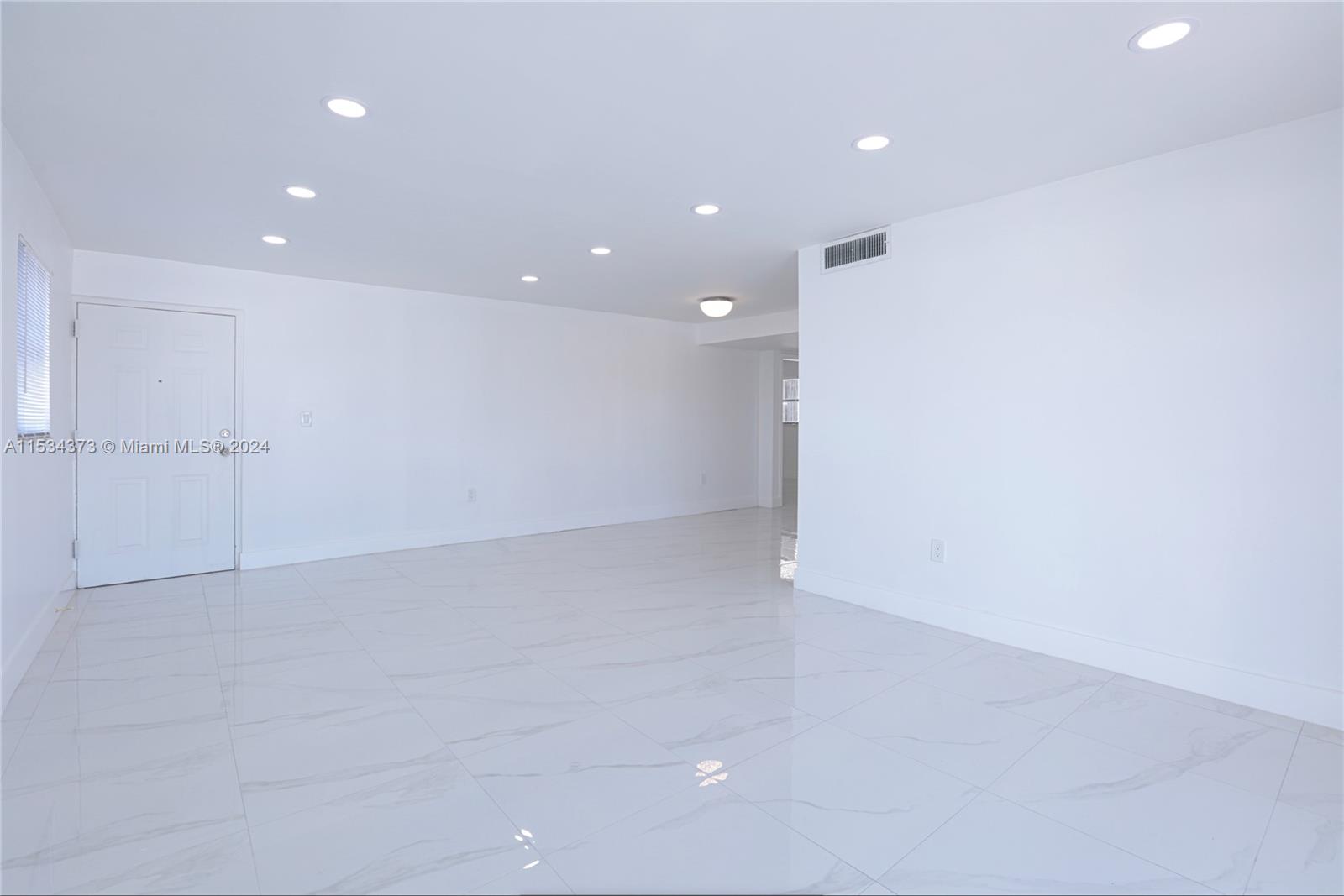 Flamingo-Lummus Miami Beach, FL 33139 - Photo 3 of 16