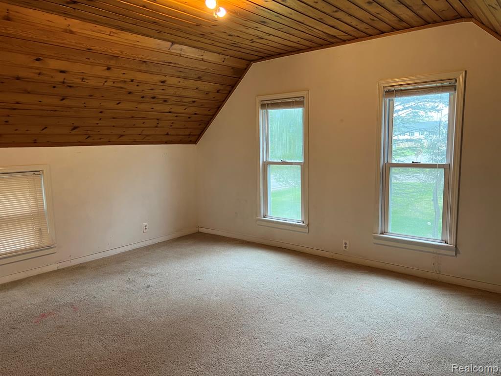25 West Hunters Creek Road Lapeer, MI 48446 - Photo 19 of 28