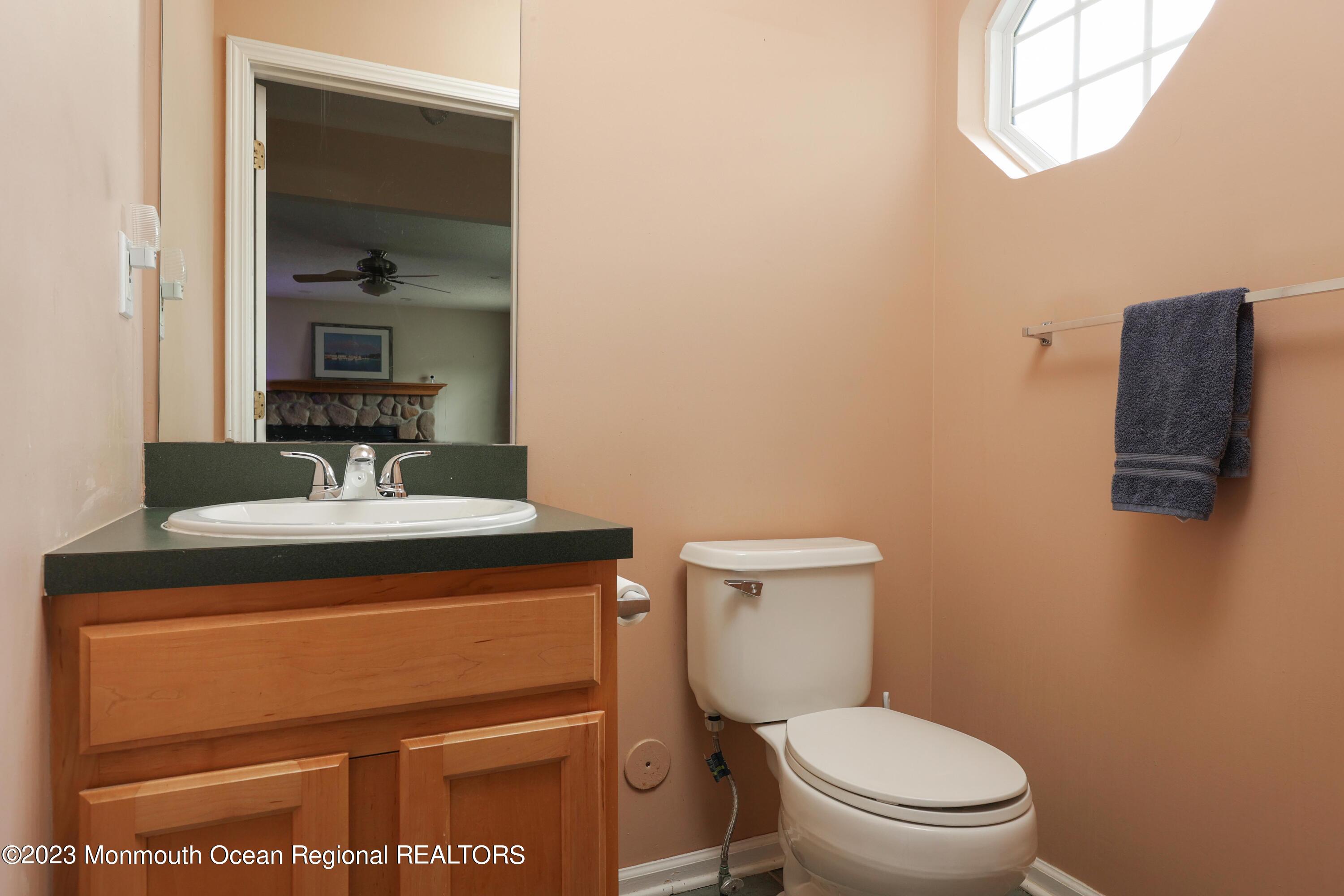 15 Bryce Canyon Road Howell, NJ 07731 - Photo 12 of 25 758A5595