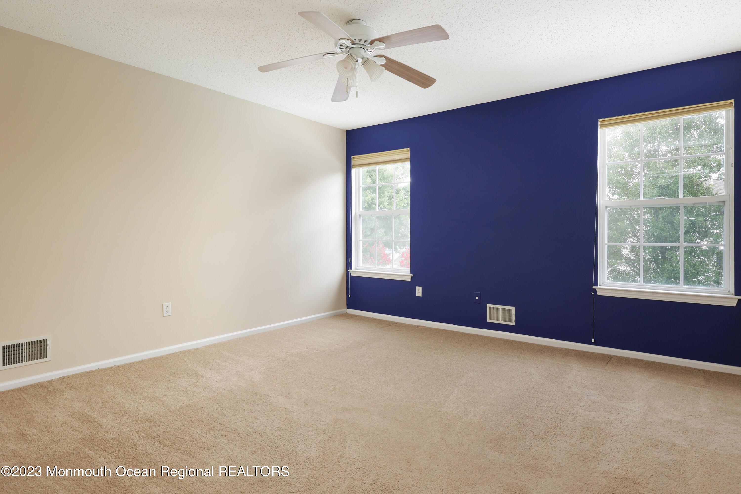 15 Bryce Canyon Road Howell, NJ 07731 - Photo 13 of 25 758A5612
