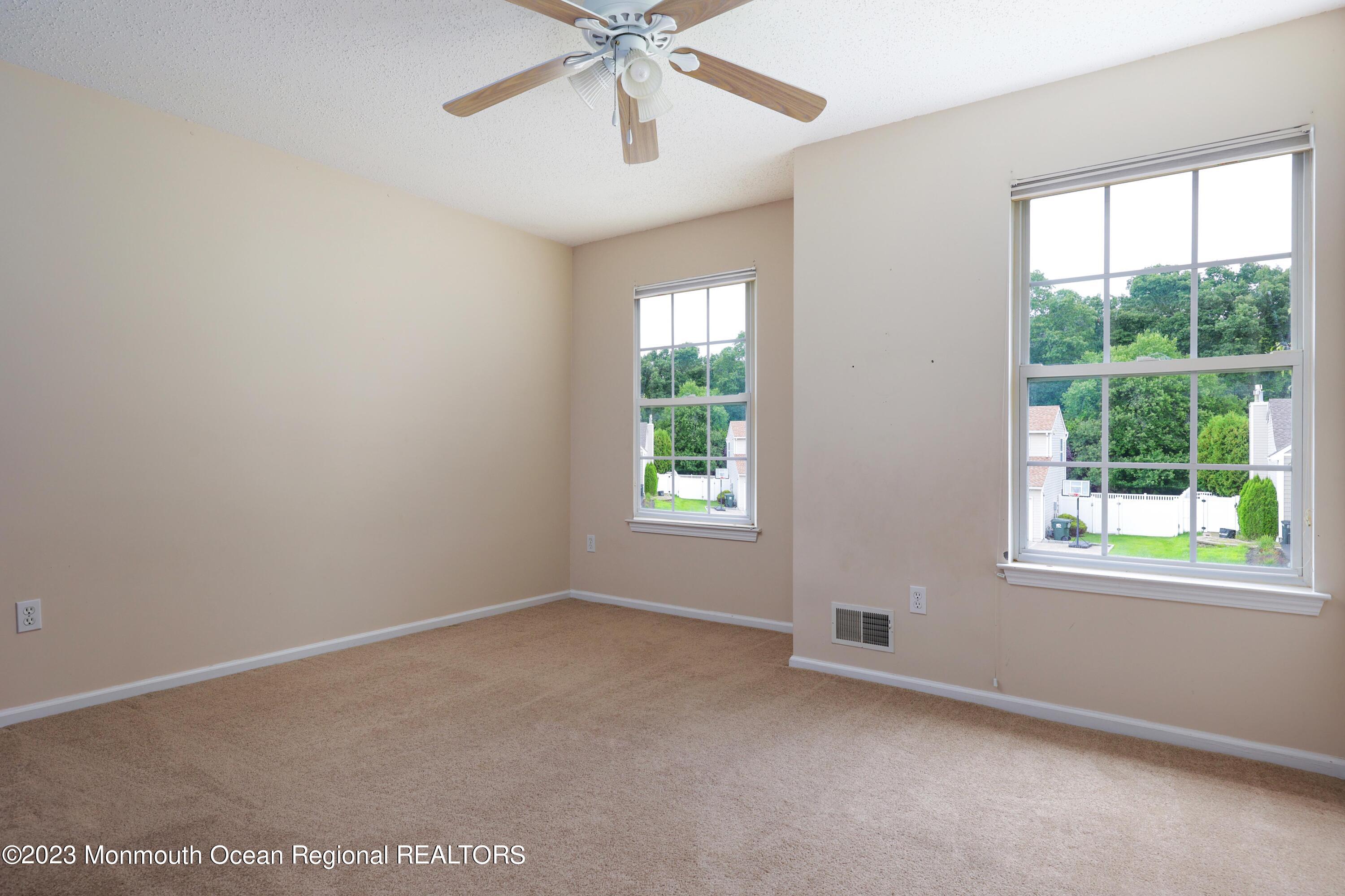 15 Bryce Canyon Road Howell, NJ 07731 - Photo 15 of 25 758A5598