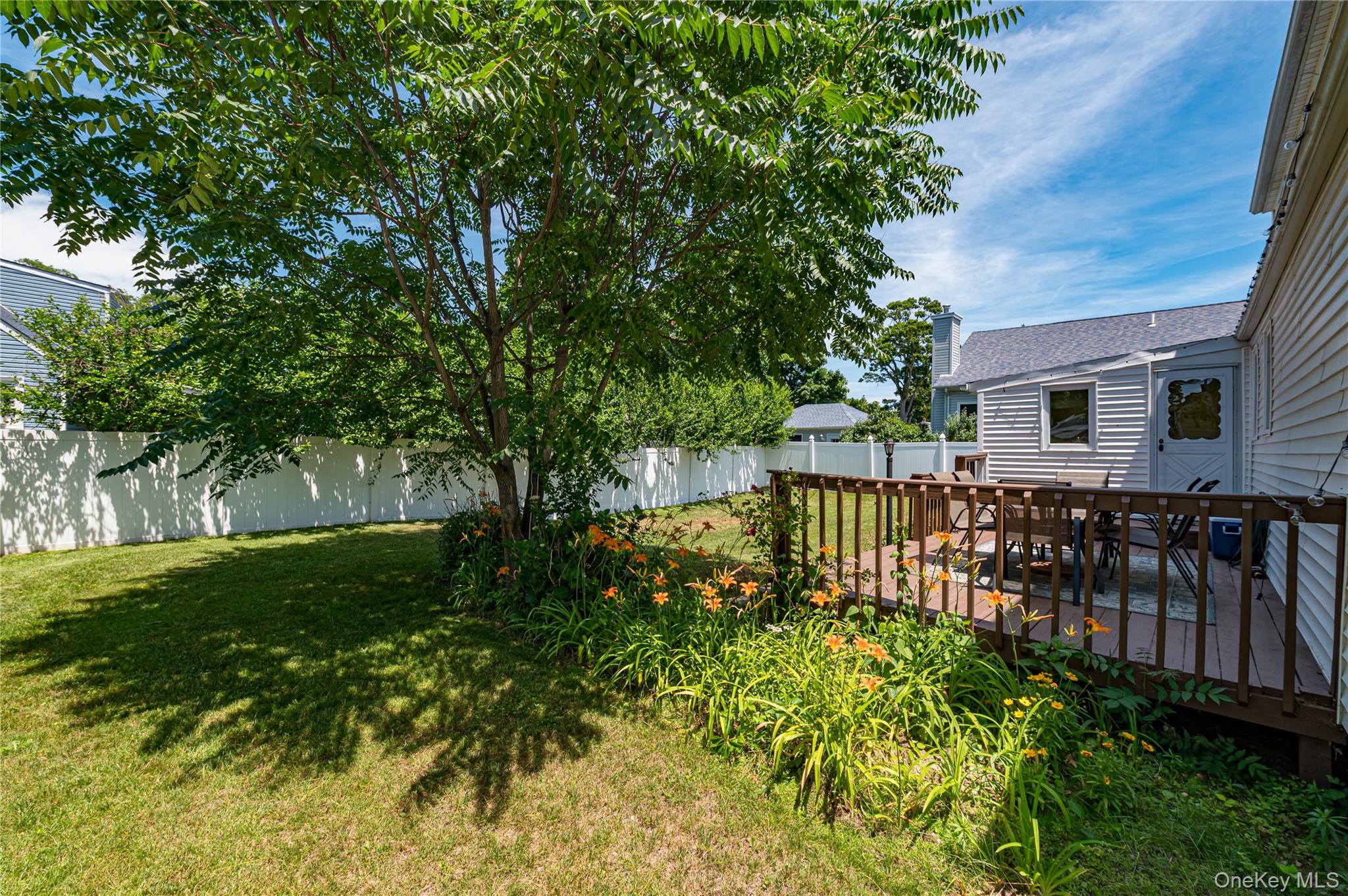 11 Spruce Street Islip, NY 11751 - Photo 32 of 36