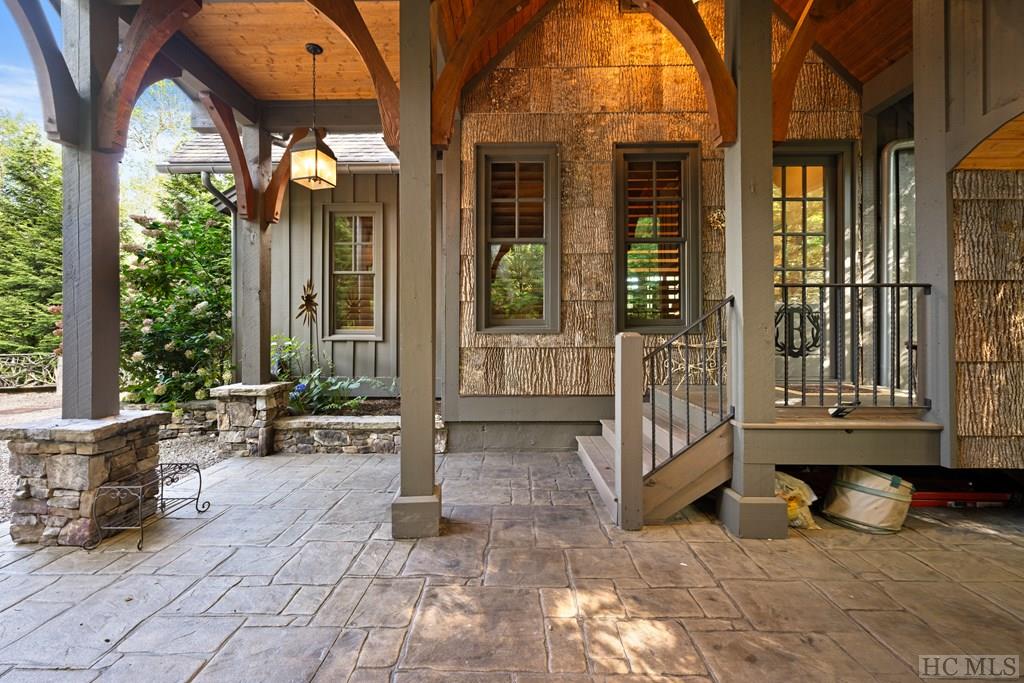 392 Rendezvous Ridge Cashiers, NC 28717 - Photo 13 of 75 Gallery Image 13