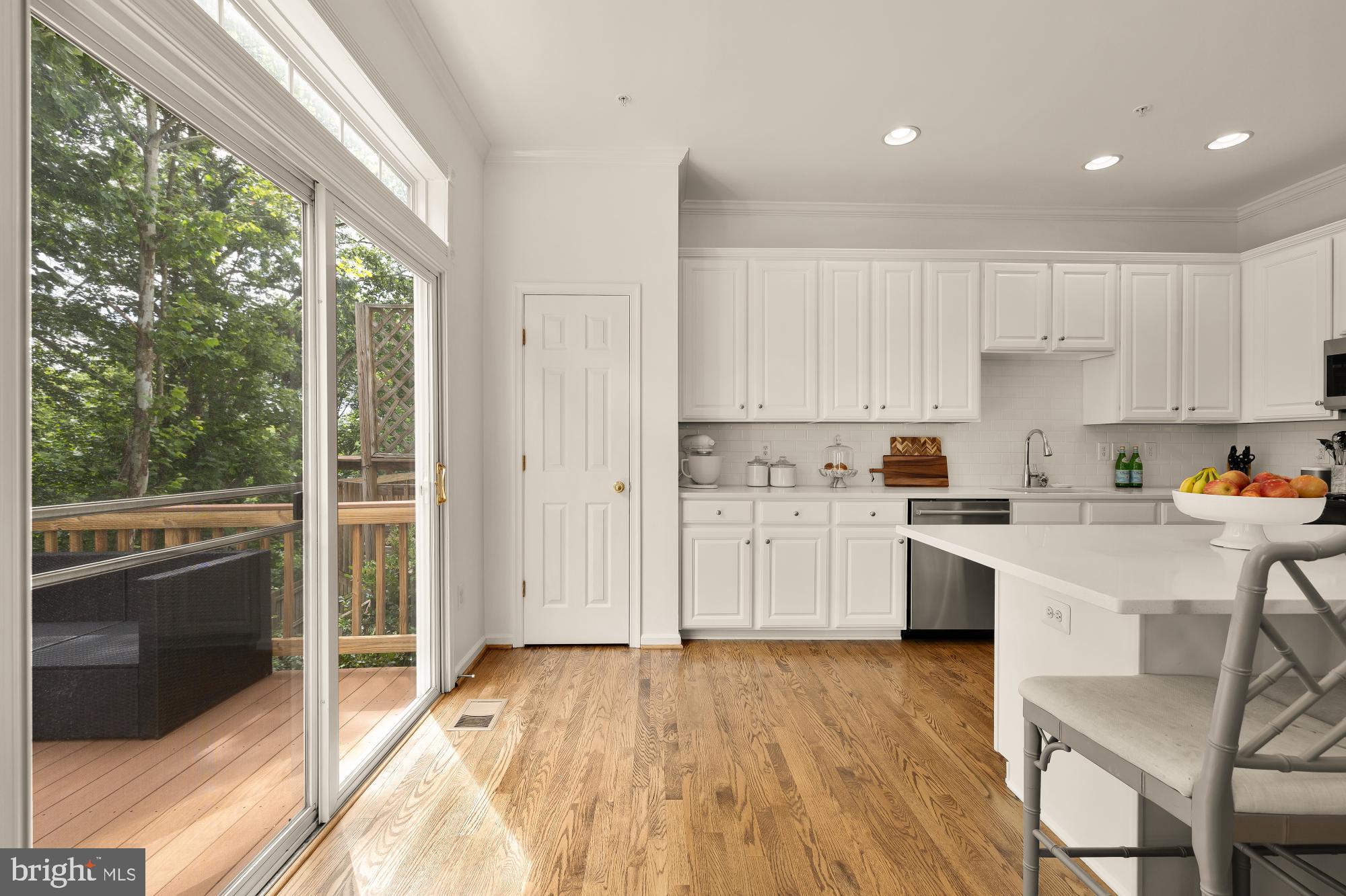 41 Inkberry Circle Gaithersburg, MD 20877 - Photo 13 of 47