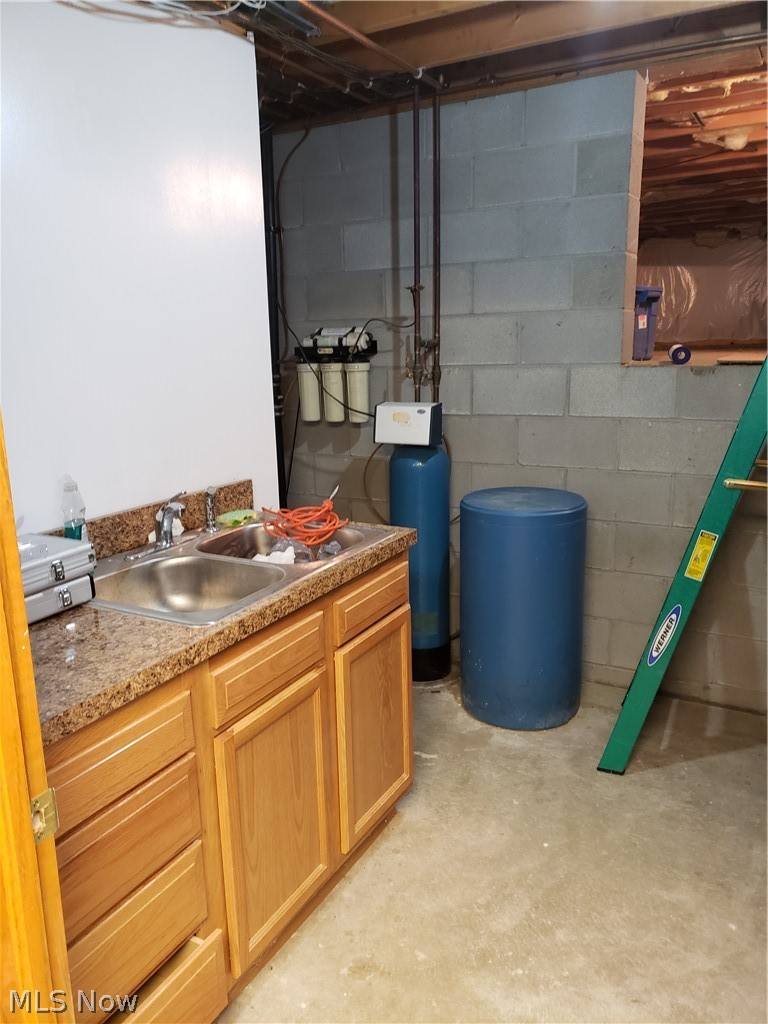 1032 Killian Road Akron, OH 44312 - Photo 20 of 35 Gallery Image 20