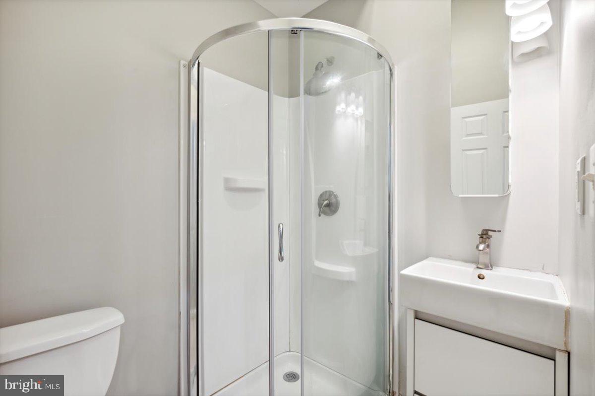 528 South 13th Street, Unit 1 Philadelphia, PA 19147 - Photo 5 of 21