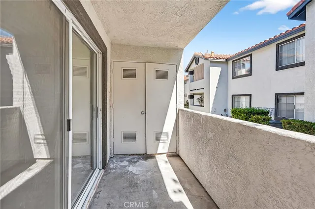 a view of an entryway