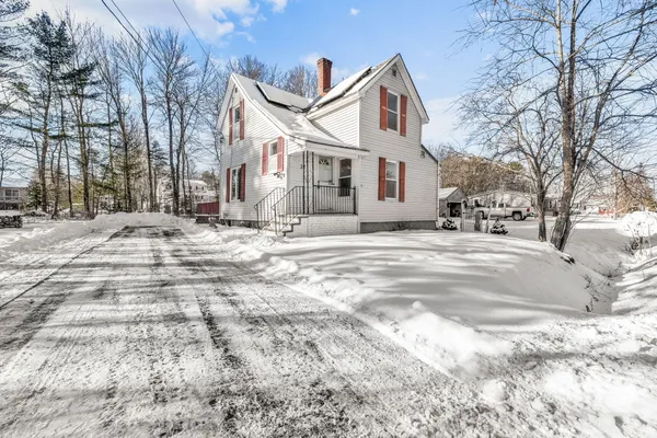 $240,000 | 22 Pine Street, Milford, ME 04461
