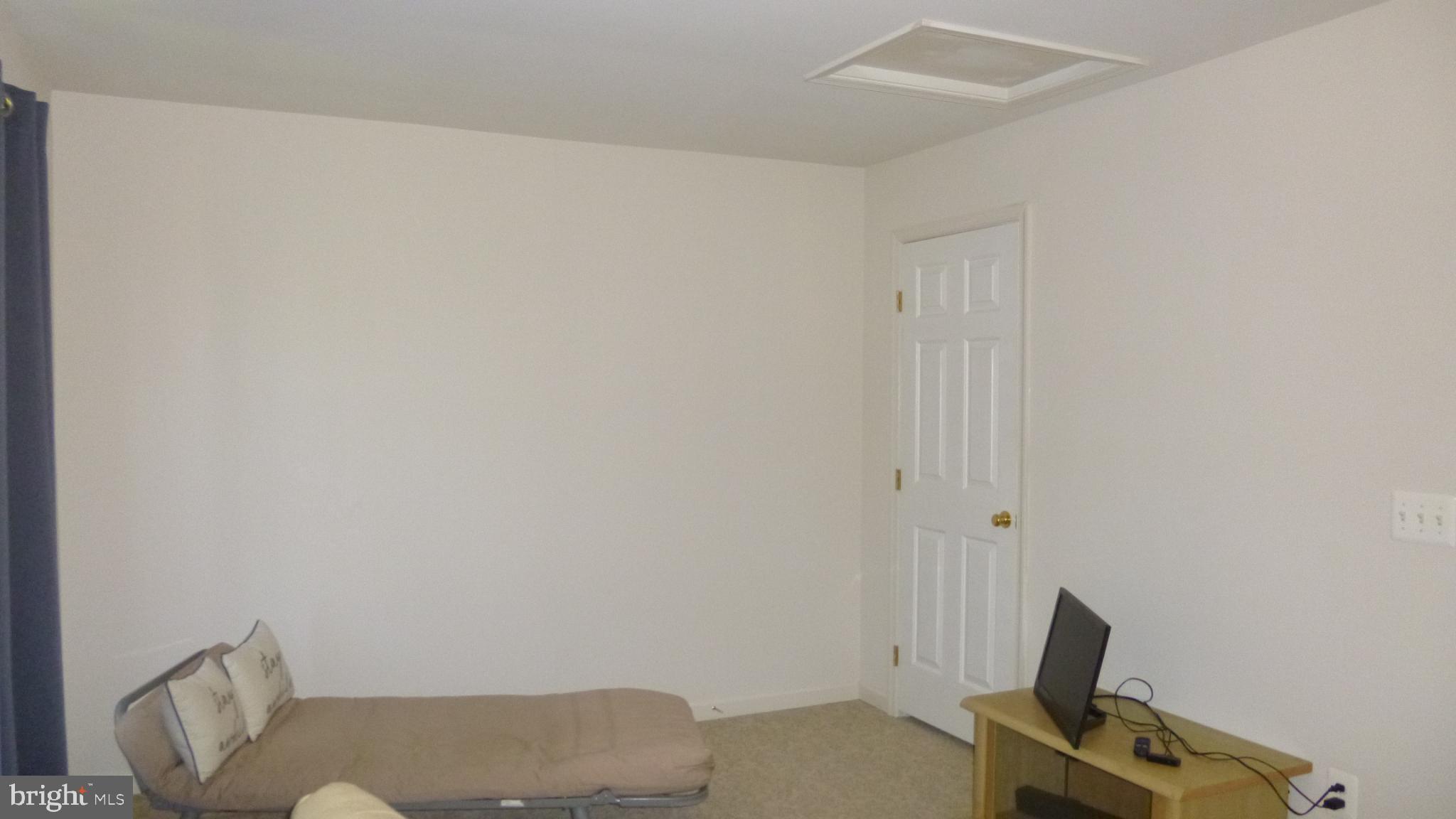 310 Monroe Point Drive Colonial Beach, VA 22443 - Photo 20 of 36 a bathroom with a toilet