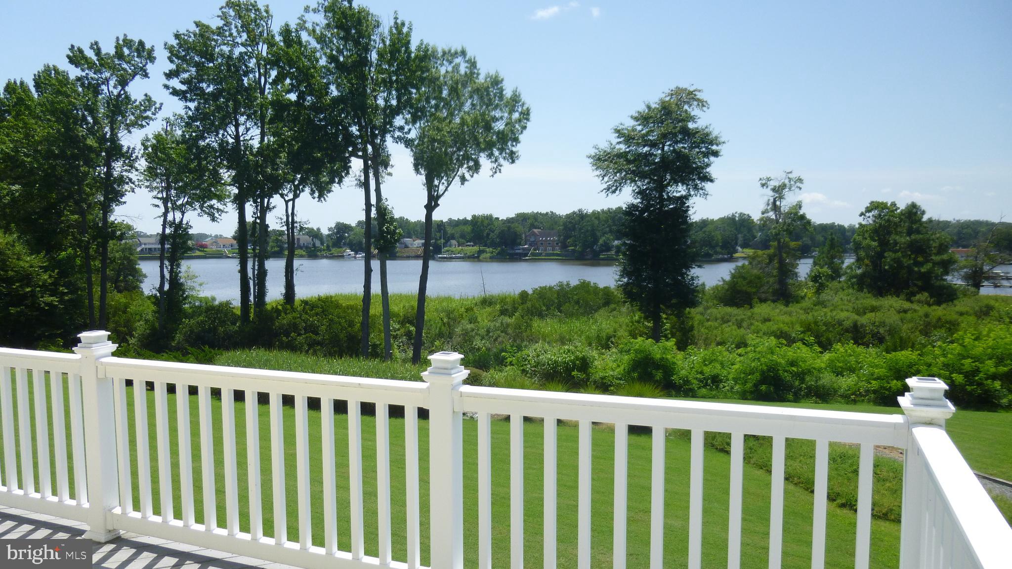 310 Monroe Point Drive Colonial Beach, VA 22443 - Photo 28 of 36 a view of a wooden fence