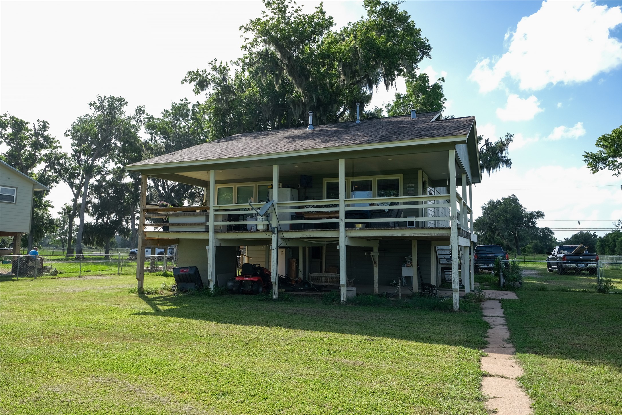 29523 County Road 25 Damon, TX 77430 - Photo 34 of 42 Home View 3