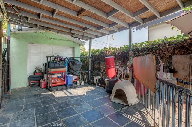 $688,000 | 331 West 92nd Street, Los Angeles, CA 90003