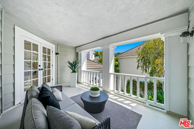 $3,795,000 | 19382 Woodlands Drive, Huntington Beach, CA 92648