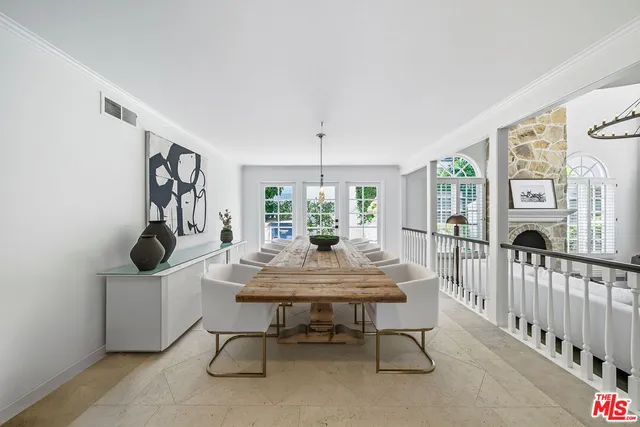 $3,795,000 | 19382 Woodlands Drive, Huntington Beach, CA 92648