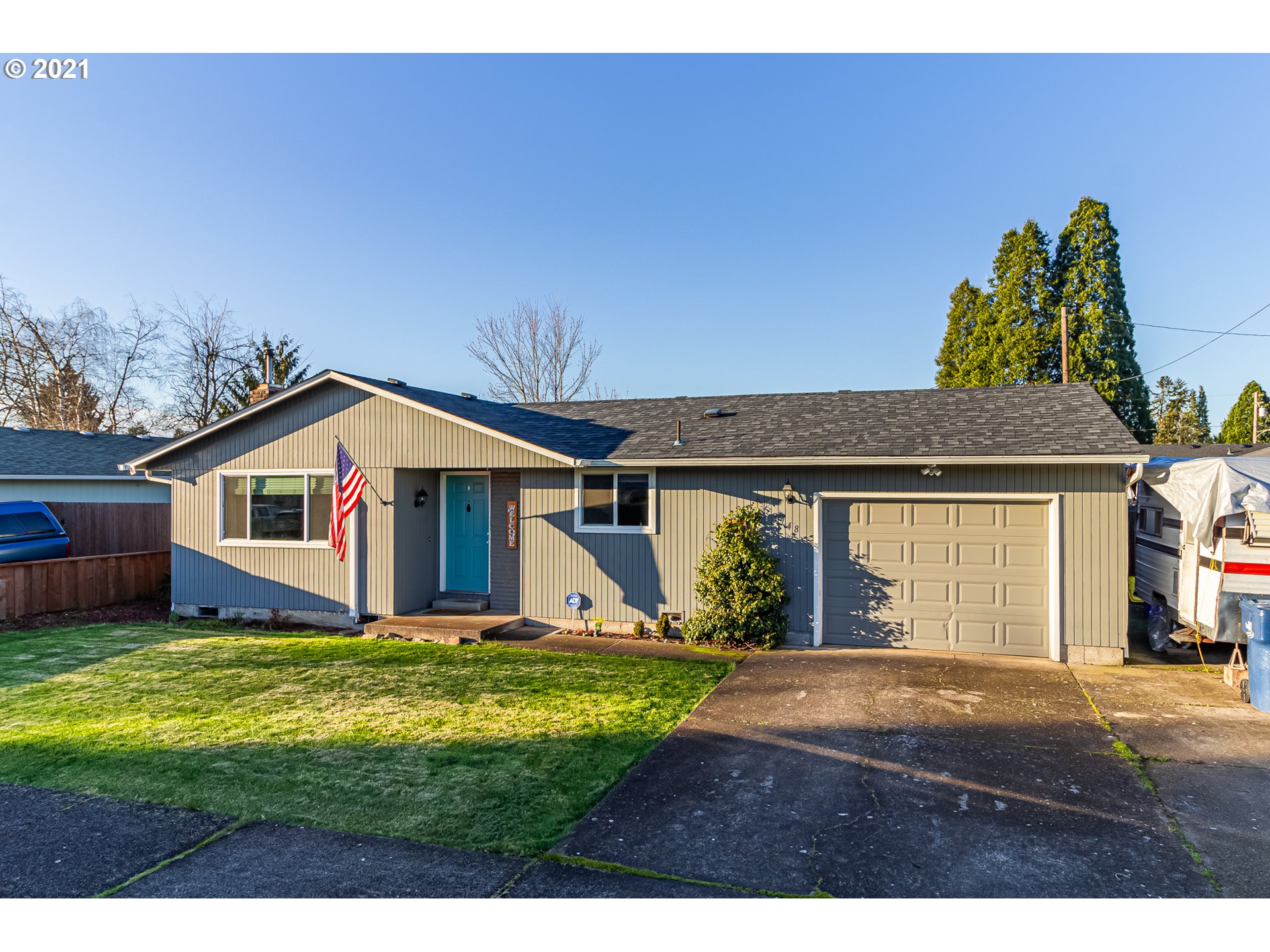 3748 South E Street Springfield, OR 97478 - Photo 3 of 25