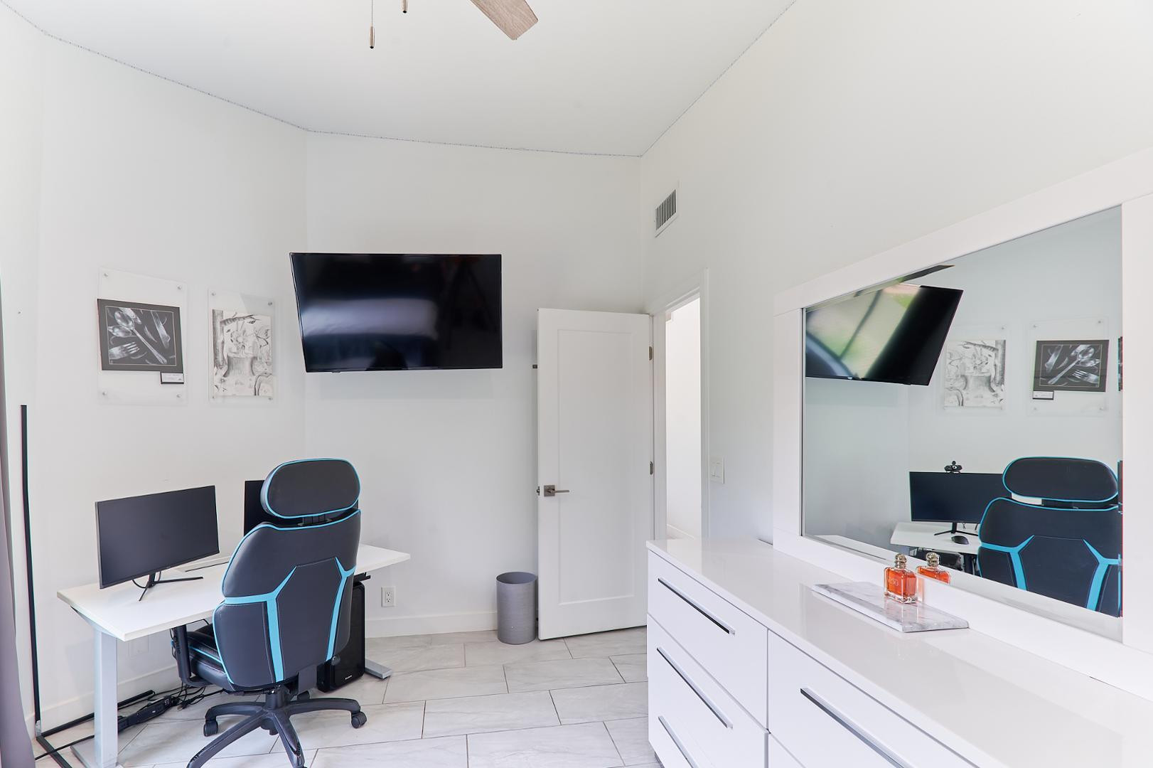 8113 East Redwing Road Scottsdale, AZ 85250 - Photo 13 of 36 Photo #13