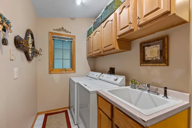 $364,900 | 2209 Gainsboro Avenue, Lake Summerset, IL 61019