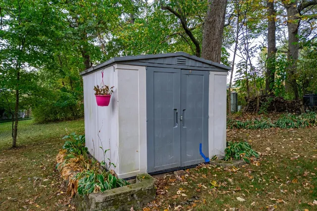 $364,900 | 2209 Gainsboro Avenue, Lake Summerset, IL 61019