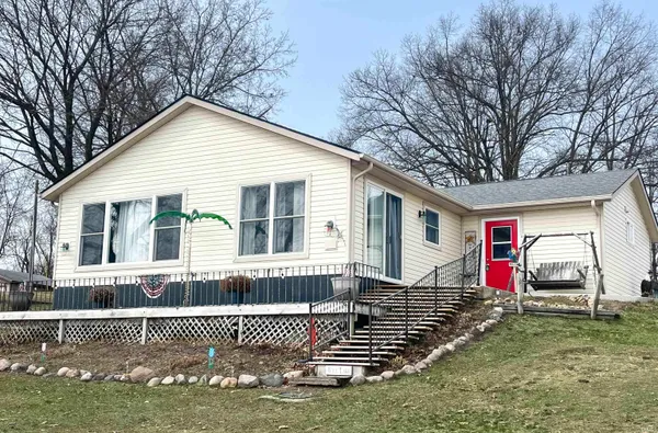 $359,000 | 11585 East 600 North, Orland, IN 46776