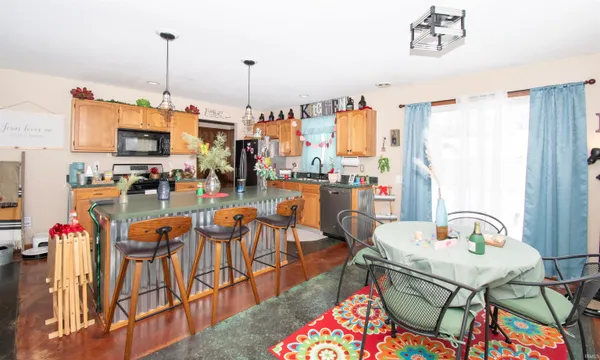 $359,000 | 11585 East 600 North, Orland, IN 46776