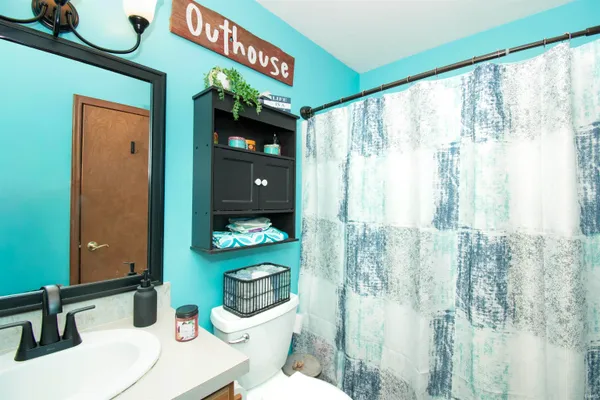 $359,000 | 11585 East 600 North, Orland, IN 46776