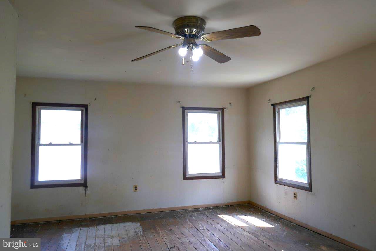 2811 Frederick Avenue Baltimore, MD 21223 - Photo 24 of 33