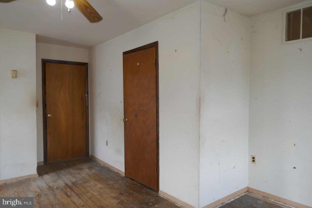 2811 Frederick Avenue Baltimore, MD 21223 - Photo 26 of 33